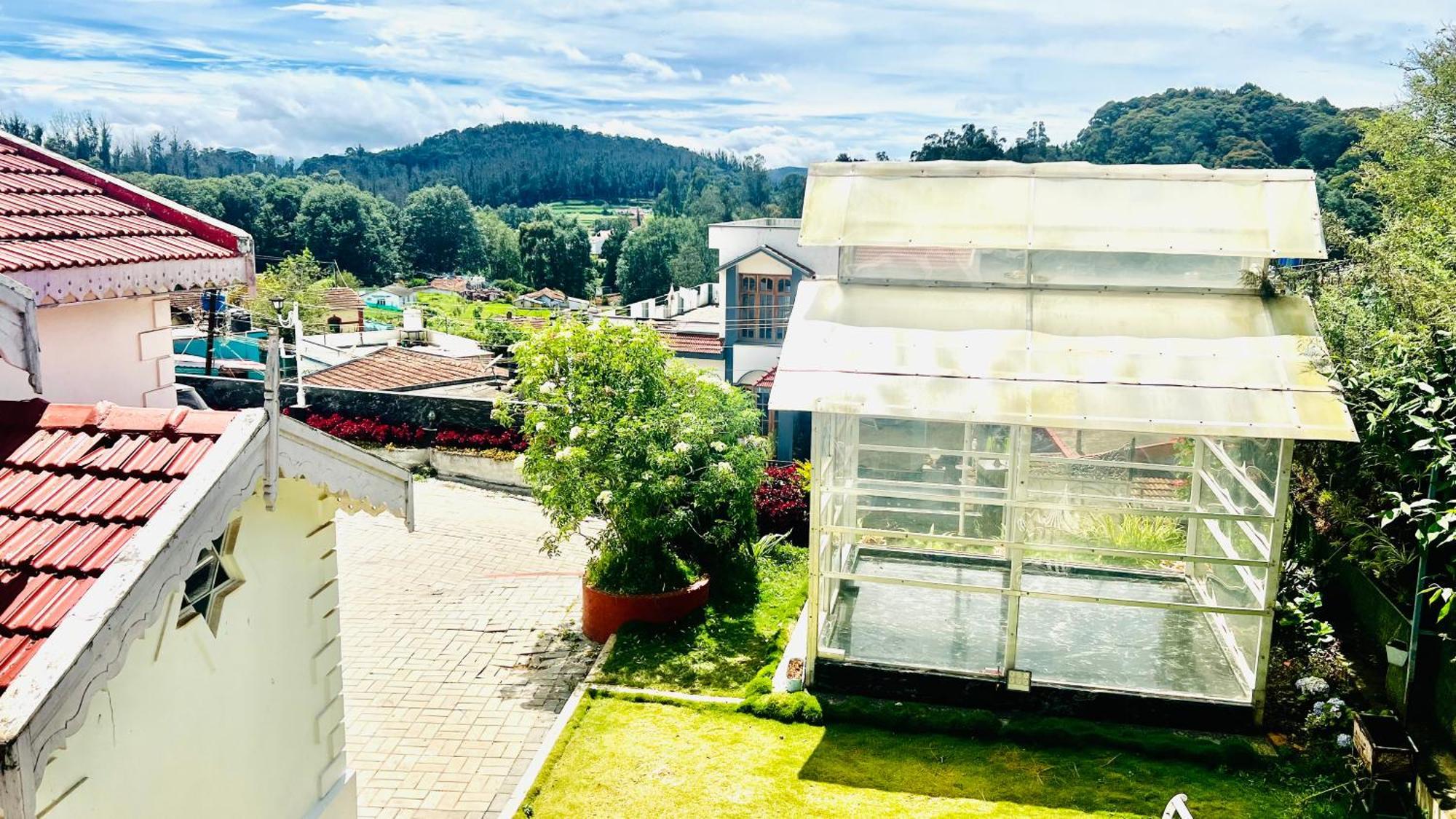 Hidden Doors Hotel Ooty Eksteriør billede